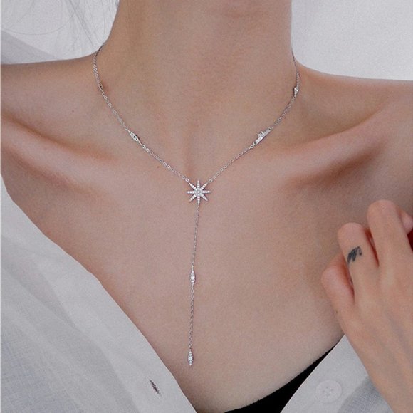 Jewelry - NEW Silver Simple Star Necklace